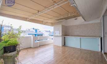 Imagem: Cobertura à 50 metros do mar!