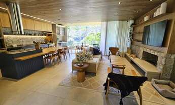 Imagem: Casa Alto Padrão em Condomínio