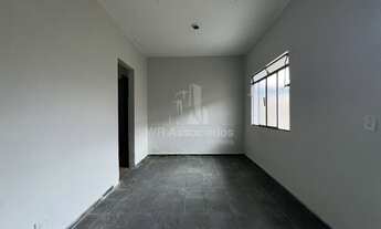 Imagem: Casa de fundos em Santa Luzia, Juiz de Fora/MG