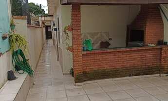 Imagem: Casa com edícula e churrasqueira - VILA