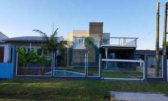 Imagem: Casa à venda no bairro Capão da Canoa