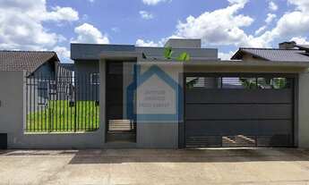 Imagem: Casa à venda no bairro Encosta do Sol