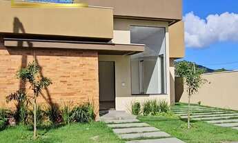 Imagem: Casa à venda no bairro Ubatiba - Maricá/RJ