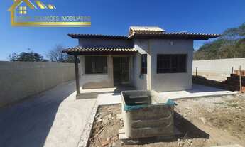 Imagem: Casa à venda no bairro Caluge - Itaboraí/RJ