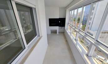 Imagem 6: Apartamento á venda no Centro em Florianópolis SC com 3 quartos sendo 1 suite mais 2 vagas