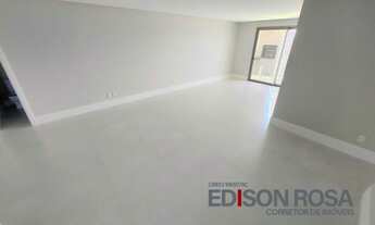 Imagem 7: Apartamento á venda em Campinas São José SC sendo 3 Suítes e 4 vagas livres com 157 m² pri