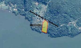 Imagem 3: Terreno com matrícula na beira da lagoa de Imarui