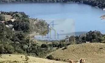 Imagem: Terreno de 12.800 m2, vista para lagoa e