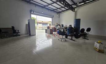 Imagem 3: Setor Pedro Ludovico Sala comercial com porta automática disponível para aluguel