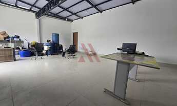 Imagem 2: Setor Pedro Ludovico Sala comercial com porta automática disponível para aluguel