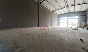 Imagem 5: Galpão novo com portas automatizadas no Residencial Acrópole II