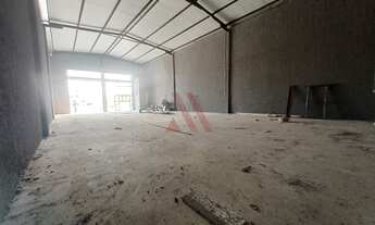 Imagem 7: Galpão novo com portas automatizadas no Residencial Acrópole II