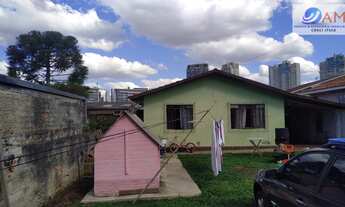 Imagem 4: Casa à venda no bairro Orleans - Curitiba/PR