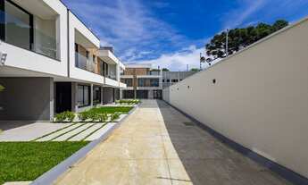 Imagem 2: SANTA FELICIDADE Triplex em Condomínio - 3 quartos. 1 suíte. 2 vagas