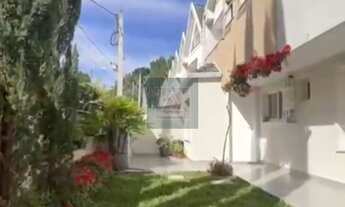 Imagem 2: OPORTUNIDADE no Uberaba - Sobrado com suíte, ático e 3 vagas