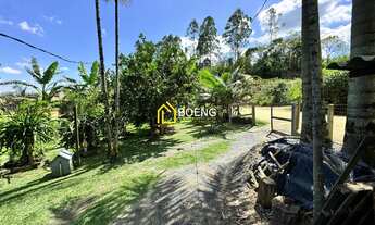 Imagem 3: SÍTIO COM PORTEIRA FECHADA