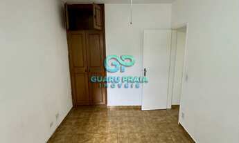 Imagem 5: 2 dormitórios, sala para 2 ambientes com sacada, vaga de garagem