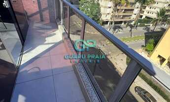 Imagem 3: A 200m do mar com 3 dormitórios sendo 2 suítes, salas de estar com sacada e sala de jantar