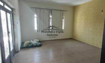 Imagem: Casa à venda no bairro Vila Comendador