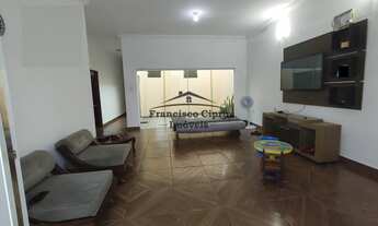 Imagem 3: Casa à venda no bairro Vila Passos - Lorena/SP