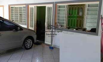 Imagem: Casa à venda no bairro Parque do Sol