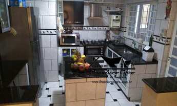 Imagem 5: Casa-Sobrado-para-Venda-em-Jardim-Europa-Cachoeira-Paulista-SP, 3 dormitórios, 1 suítes, 2