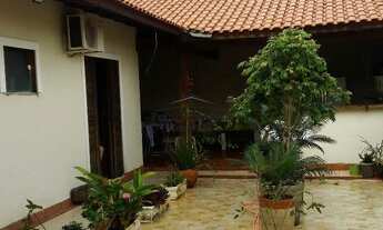 Imagem: Casa à venda no bairro Residencial Village