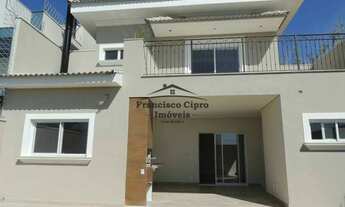 Imagem: Casa Sobrado à venda em Guaratinguetá/SP