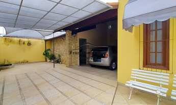 Imagem: Casa à venda no bairro Parque das Alamedas