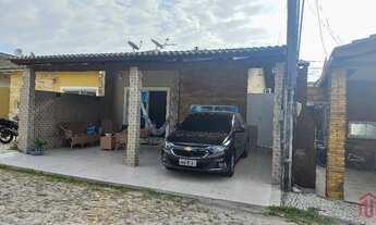 Imagem: Casa à venda no bairro Urucunema - Eusébio/CE