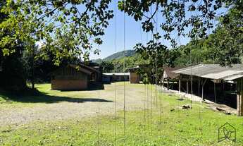 Imagem: Área com 284.000m2 à Venda na Estrada