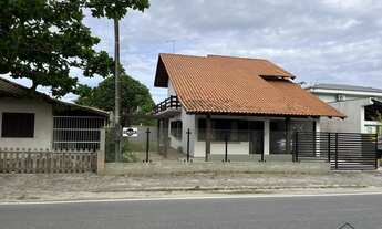 Imagem: Sobrado à Venda Itapoá/SC