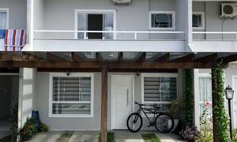 Imagem: Sobrado Geminado à venda no bairro Pirabeiraba