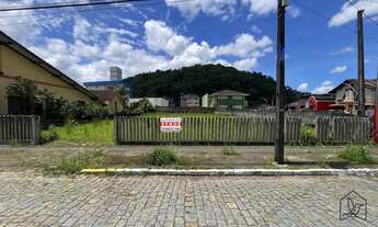 Imagem: Terreno no Centro de Pirabeiraba à Venda