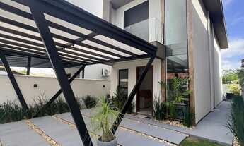 Imagem: Sobrado mobiliado a 2,6 Km da Praia dos