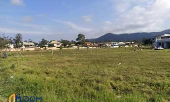 Imagem 3: Terreno com 880m² á aproximadamente 7,4km da Praia dos Ingleses