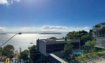 Imagem: Triplex Alto Padrão em Condomínio Fechado