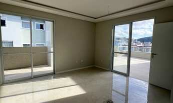 Imagem 3: Ampla cobertura com escritura pública - aproximadamente 1000 metros da Praia dos Ingleses