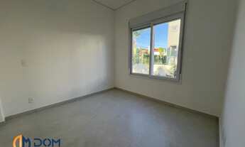 Imagem 3: Sobrado alto padrão- Florianópolis - aproximadamente a 7,2km da praia