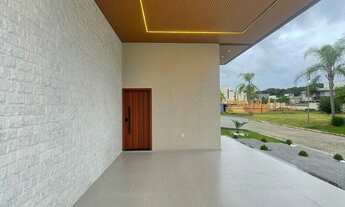 Imagem 6: Casa Alto Padrão - em condomínio fechado na Praia dos Ingleses - aproximadamente 3 km da P