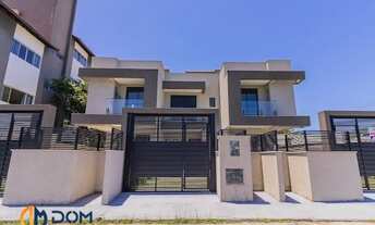 Imagem 2: Casa Sobrado - aproximadamente 200 metros da praia Ponta das Canas