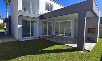 Imagem: Casa Alto Padrão com 220m² á aproximadamente