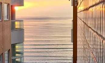 Imagem 2: Apartamento Padrão - Praia central de Itapema com vista mar