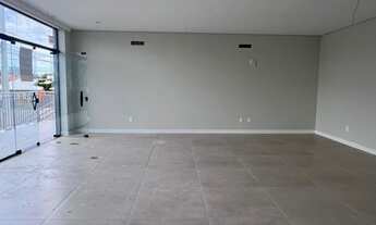 Imagem 4: Loja Comercial Térrea - Locação anual na Praia dos Ingleses/SC