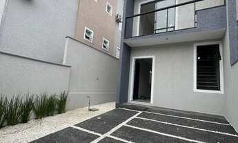 Imagem 2: Sobrado Padrão - aproximadamente 3,3km da praia dos Ingleses