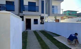 Imagem: Sobrado à venda no bairro Ingleses do Rio