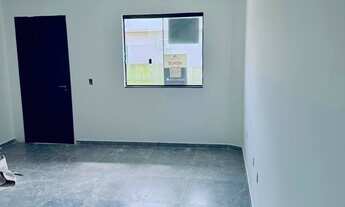 Imagem 2: Sobrado com área total de 142m² á aproximadamente 8km da Praia dos Ingleses