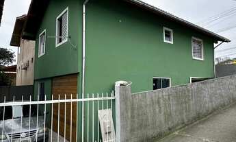 Imagem 3: Casa com 80m² mais 2 apartamentos á aproximadamente 3km da Praia dos Ingleses