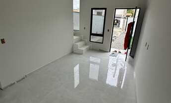 Imagem 2: Sobrado com 2 suítes a 1000 metros da Praia da Cachoeira do Bom Jesus