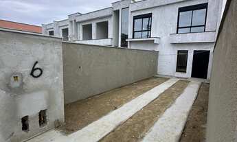 Imagem 2: Sobrado com 2 suítes a 1000 metros da Praia da Cachoeira do Bom Jesus